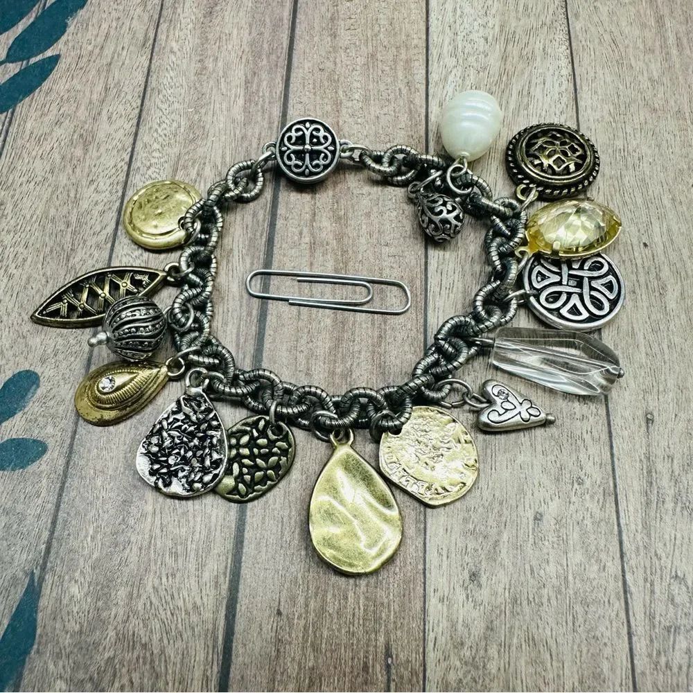 Gold Silvertone‎ Dangle Charm Bracelet Pirate Western